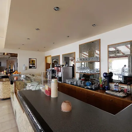 Aphrodite Corfu ホテル