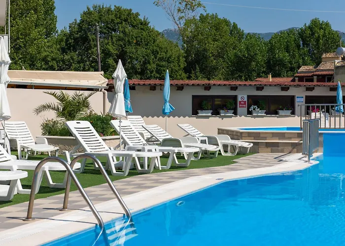 Aphrodite Corfu 3* Ρόδα